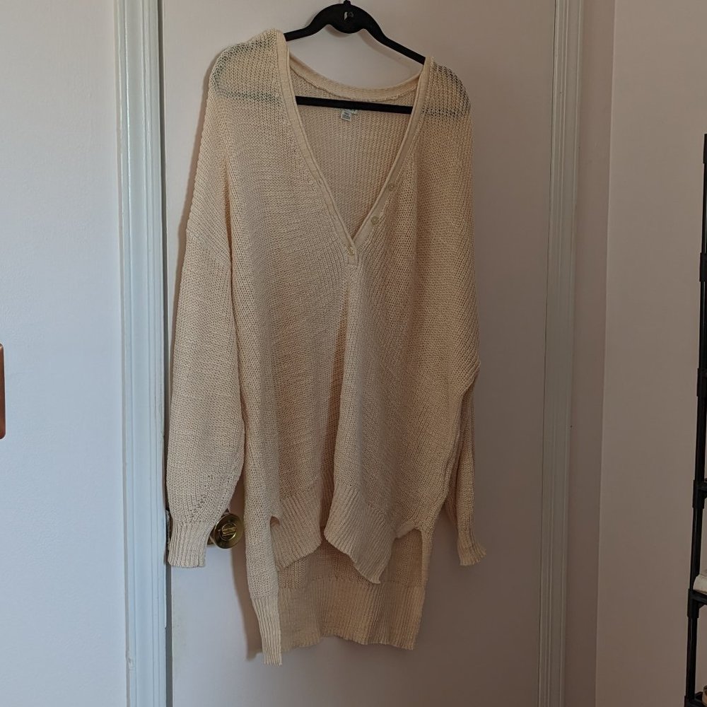 Sheer oversized sweater henley